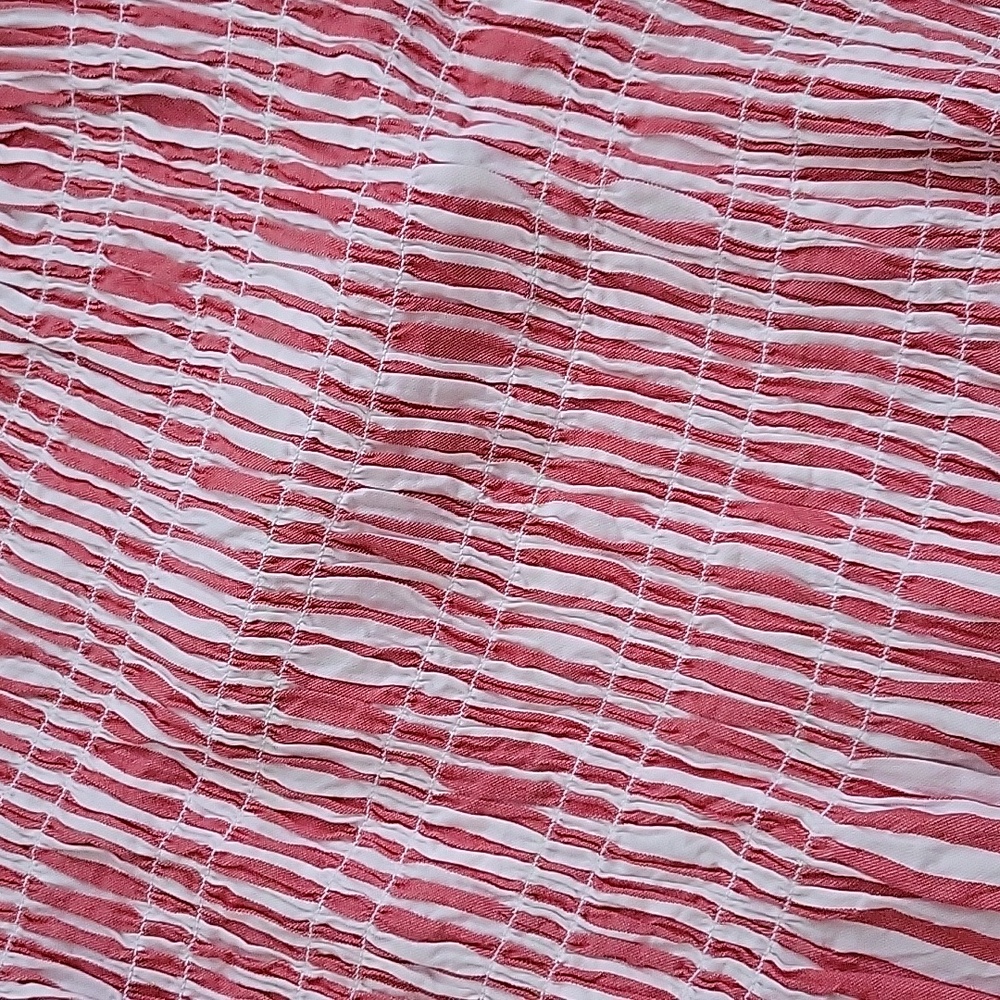 ! NWOT Ann Taylor top - Picture 3 of 3
